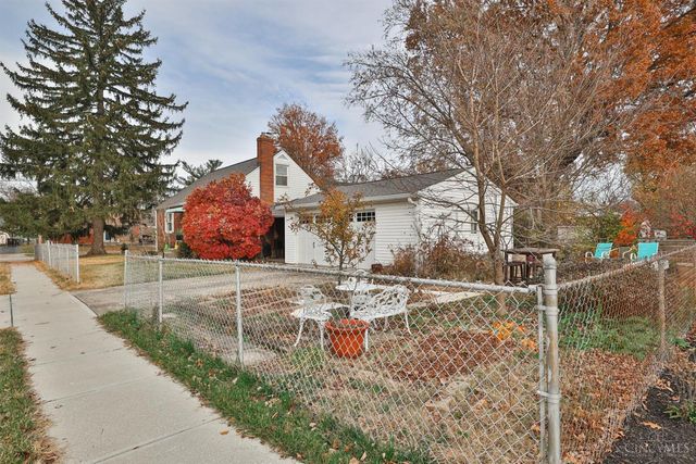 9384 Lark Court, Blue Ash, OH 45242