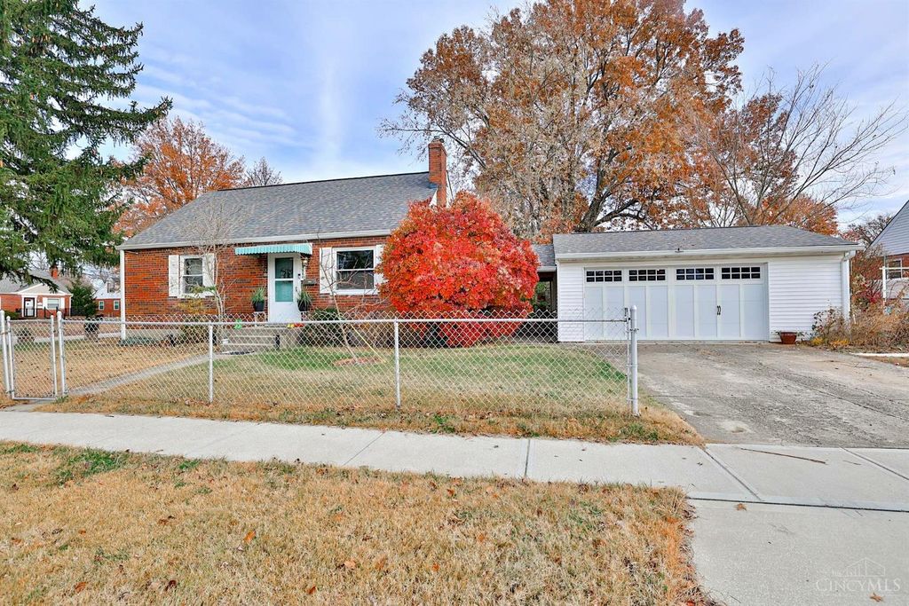 9384 Lark Court, Blue Ash, OH 45242