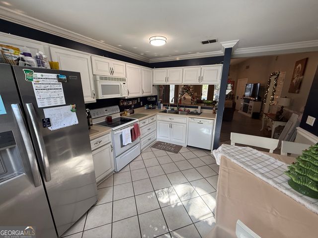 2203 Windsor Street, St. Marys, GA 31558