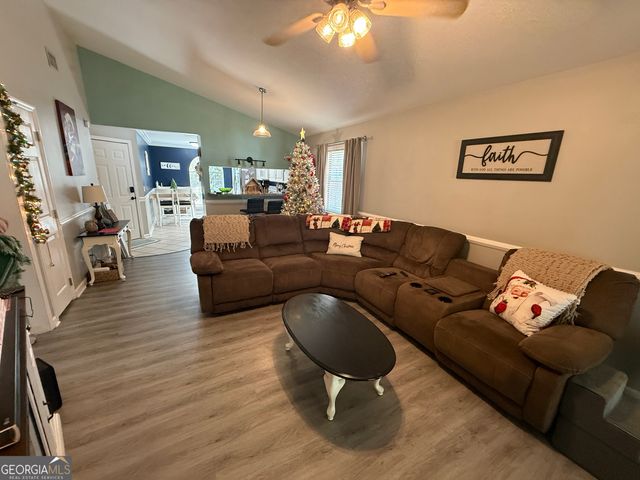 2203 Windsor Street, St. Marys, GA 31558