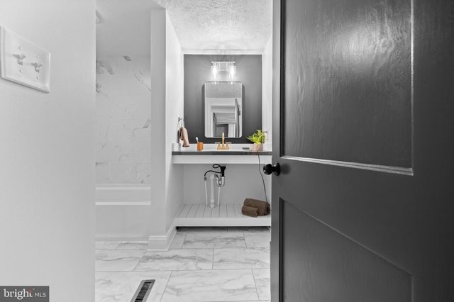 3024 BLUE HOUSE RD, Street, MD 21154