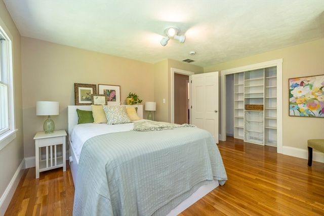 80 Providence Rd, Westford, MA 01886