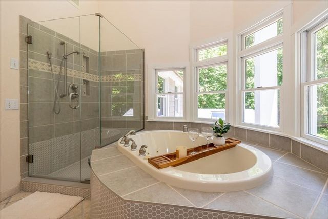 80 Providence Rd, Westford, MA 01886