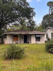 2446 Drexel Street, Shreveport, LA 71108