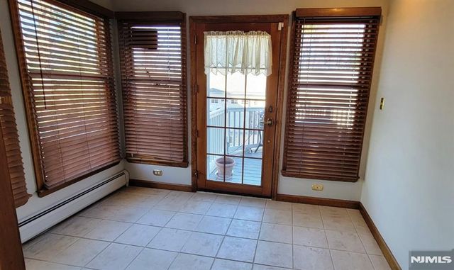 16 Zimmer Avenue, Midland Park, NJ 07432