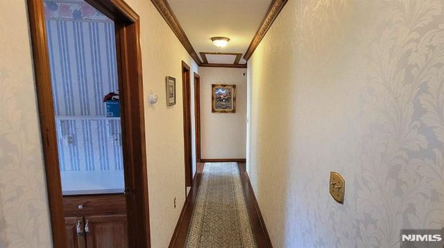 16 Zimmer Avenue, Midland Park, NJ 07432