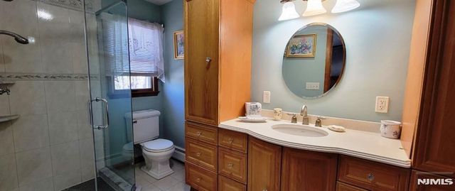 16 Zimmer Avenue, Midland Park, NJ 07432