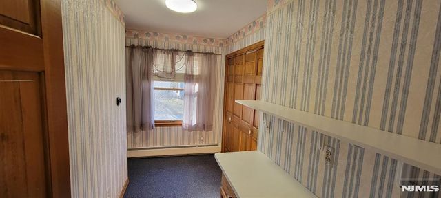16 Zimmer Avenue, Midland Park, NJ 07432