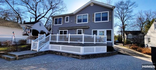 16 Zimmer Avenue, Midland Park, NJ 07432