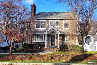 16 Zimmer Avenue, Midland Park, NJ 07432