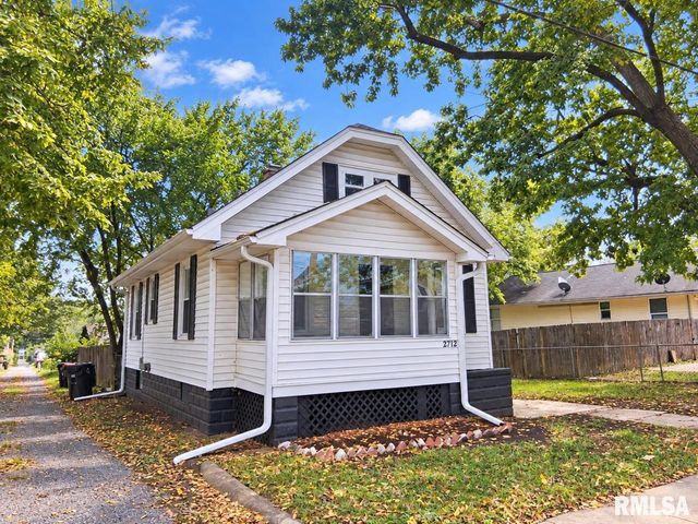 2712 N ELLIS Street, Peoria, IL 61604