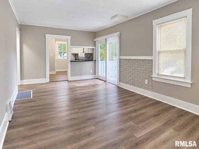 2712 N ELLIS Street, Peoria, IL 61604