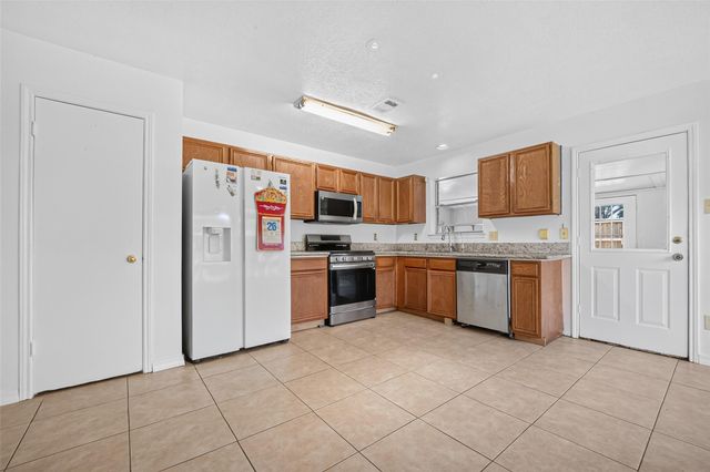 6510 Grand Haven Drive, Houston, TX 77088