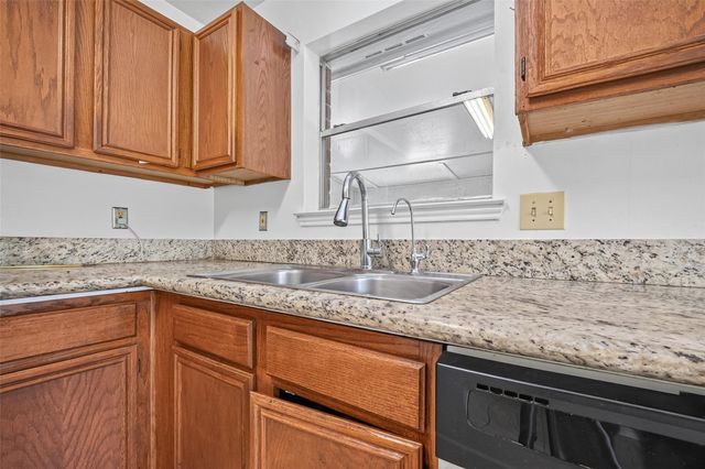 6510 Grand Haven Drive, Houston, TX 77088