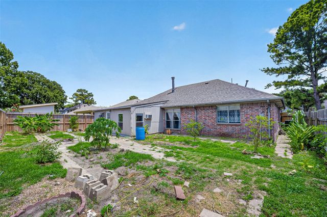 6510 Grand Haven Drive, Houston, TX 77088