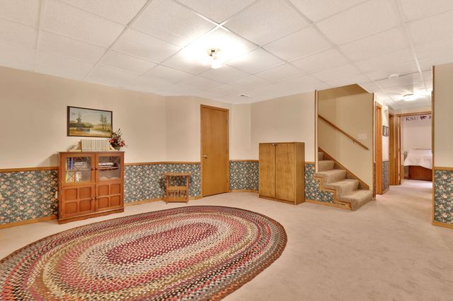 710 Lakewood Ct, Augusta, KS 67010