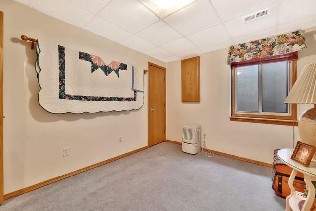 710 Lakewood Ct, Augusta, KS 67010