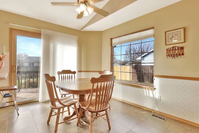 710 Lakewood Ct, Augusta, KS 67010