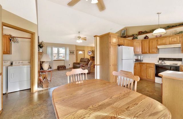 710 Lakewood Ct, Augusta, KS 67010