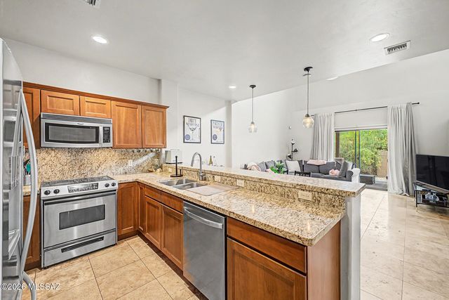 4112 N Thurston Ln Unit 100, Tucson, AZ 85705