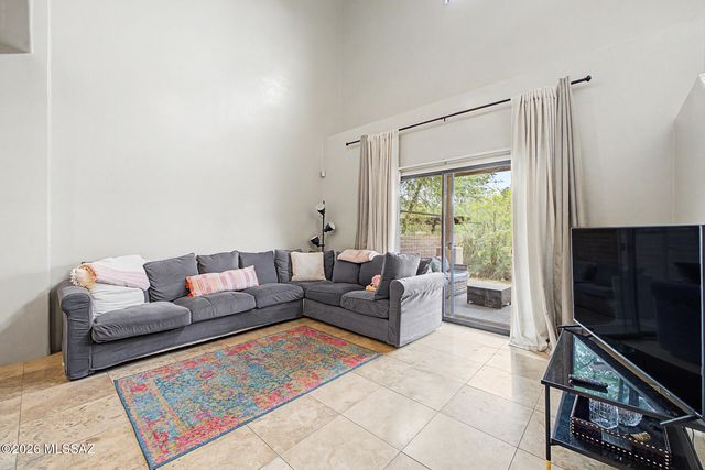 4112 N Thurston Ln Unit 100, Tucson, AZ 85705