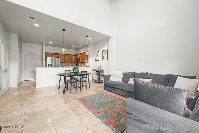 4112 N Thurston Ln Unit 100, Tucson, AZ 85705