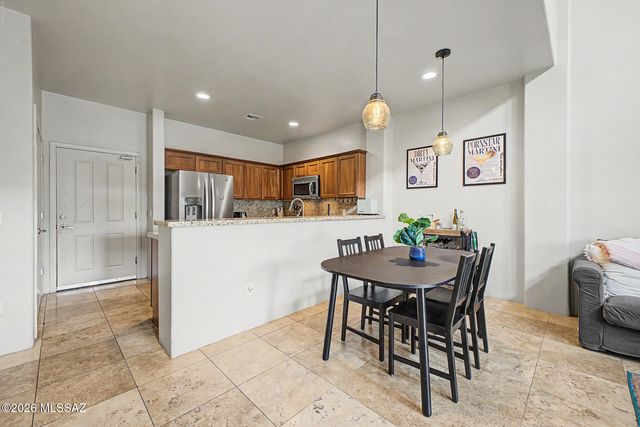 4112 N Thurston Ln Unit 100, Tucson, AZ 85705