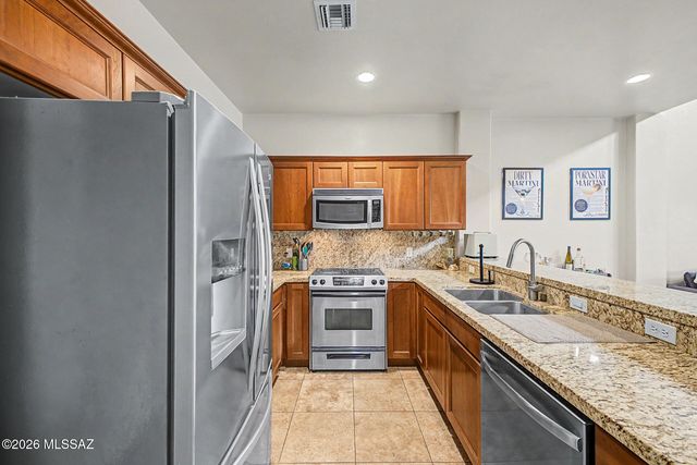 4112 N Thurston Ln Unit 100, Tucson, AZ 85705