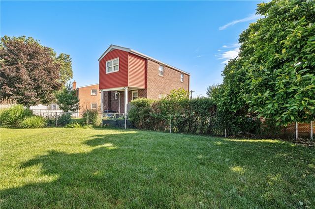 525 Loretto ROAD, Greenfield, PA 15217