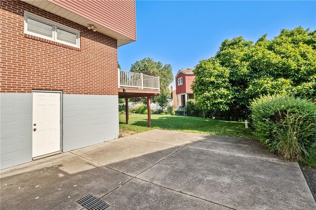 525 Loretto ROAD, Greenfield, PA 15217