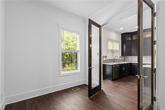 185 Brush Creek Court, Stockbridge, GA 30281