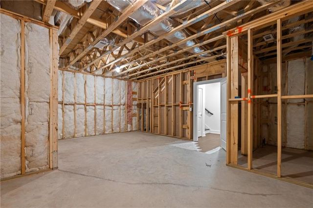 185 Brush Creek Court, Stockbridge, GA 30281