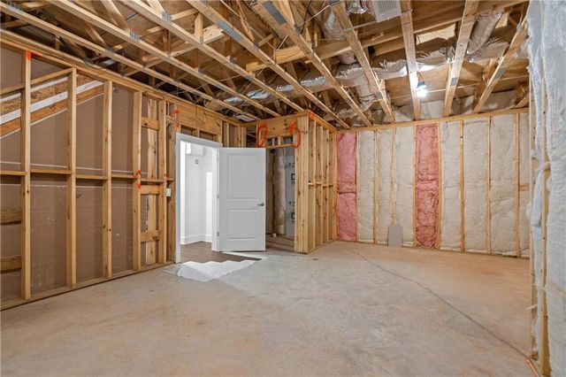 185 Brush Creek Court, Stockbridge, GA 30281