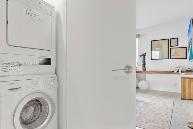 102 24th St 1427, Miami Beach, FL 33139