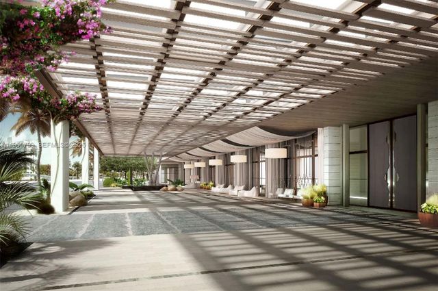 102 24th St 1427, Miami Beach, FL 33139