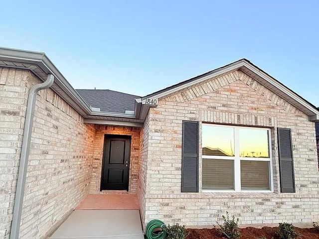1840 Black Poplar Way, Edmond, OK 73034
