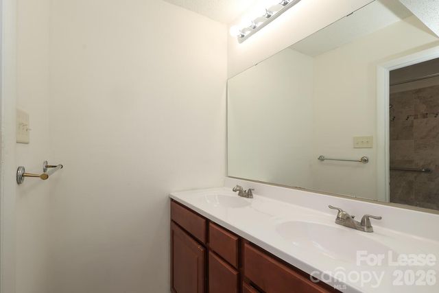 4912 Sardis Road F, Charlotte, NC 28270