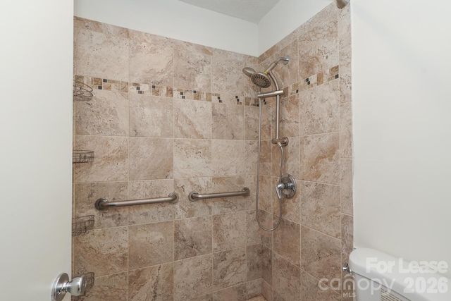 4912 Sardis Road F, Charlotte, NC 28270