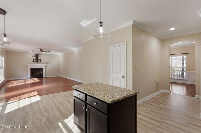 10356 Harrison Springs Lane, Knoxville, TN 37932