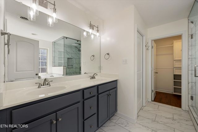 10356 Harrison Springs Lane, Knoxville, TN 37932