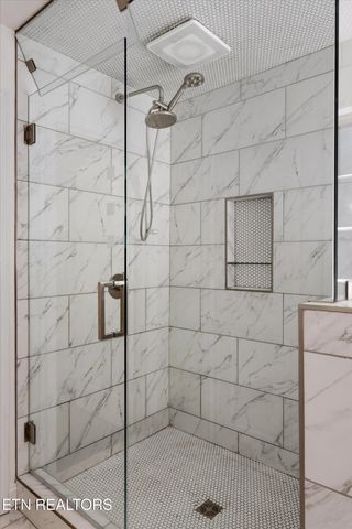 10356 Harrison Springs Lane, Knoxville, TN 37932