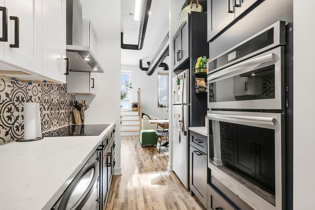 2415 Lake Avenue, Wilmette, IL 60091