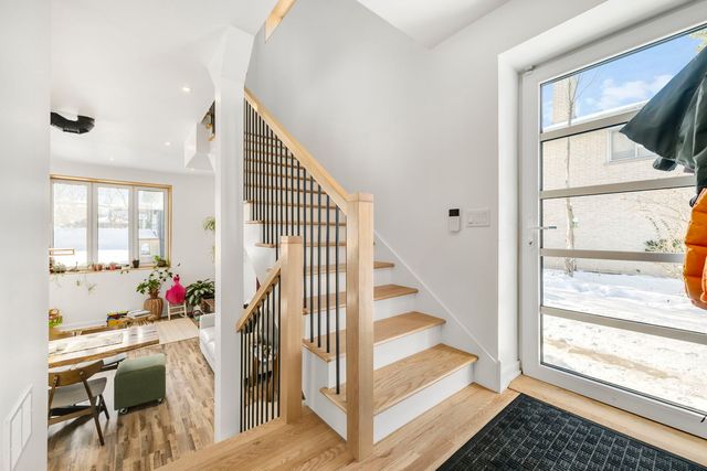 2415 Lake Avenue, Wilmette, IL 60091