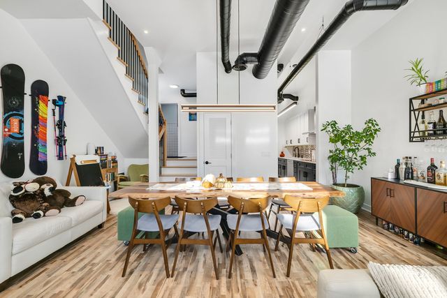 2415 Lake Avenue, Wilmette, IL 60091