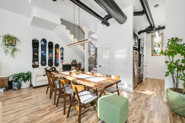 2415 Lake Avenue, Wilmette, IL 60091