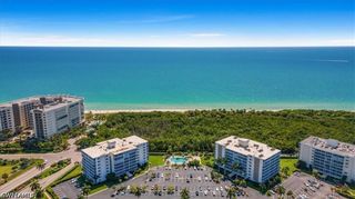 3 Bluebill AVE 207, Naples, FL 34108