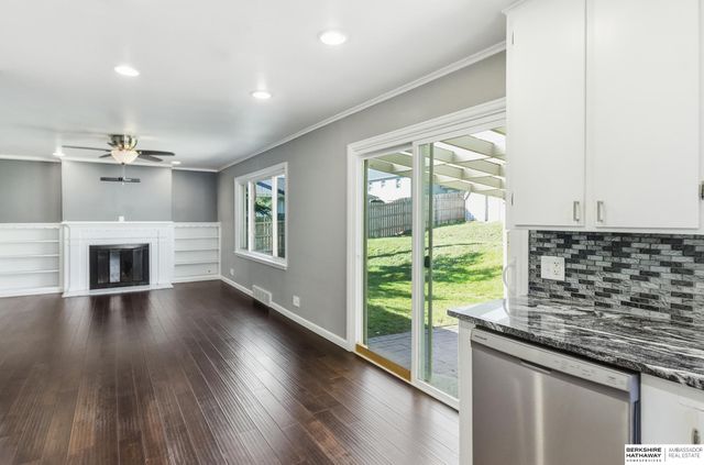 706 N 72nd Street, Omaha, NE 68114