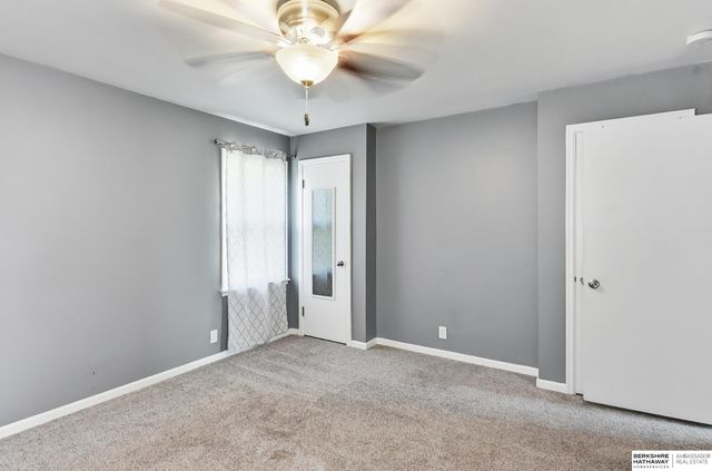 706 N 72nd Street, Omaha, NE 68114