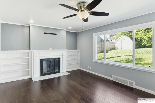 706 N 72nd Street, Omaha, NE 68114