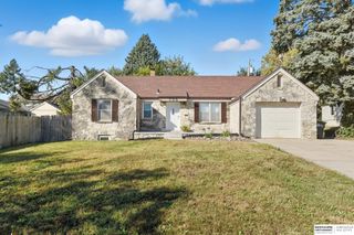 706 N 72nd Street, Omaha, NE 68114